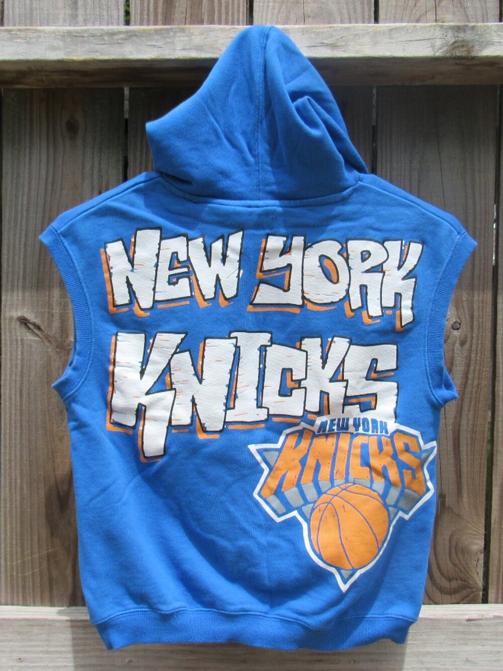 NBA-branded New York Knicks Cotton-On Kid Size 8 Sleeveless Hoodie Pullover Vest - Picture 7 of 16